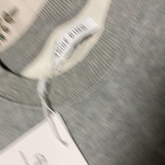 Women’s MILES Oversized sweatshirt Letterman size Large - Picture 3 of 6